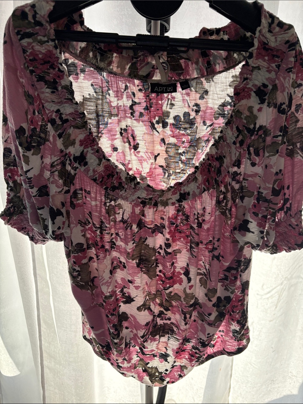 Apt. 9 Pink and White Floral Short-Sleeve Blouse
